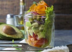 Avocado Lachs Salat
