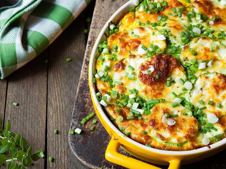 Zucchini Auflauf Mit Susskartoffel Und Mozzarella Lowcarbrezepte Org