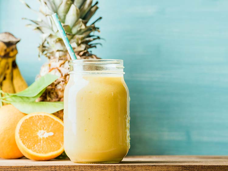 Frucht Smoothie Mit Joghurt Ananas Und Orange Lowcarbrezepte Org