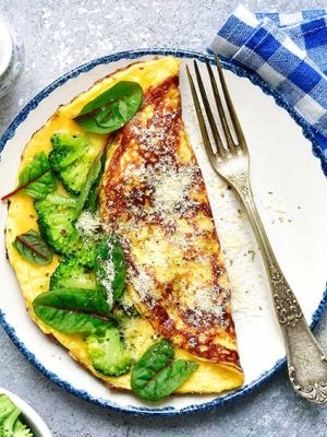 Omelett mit Brokkoli und Parmesan