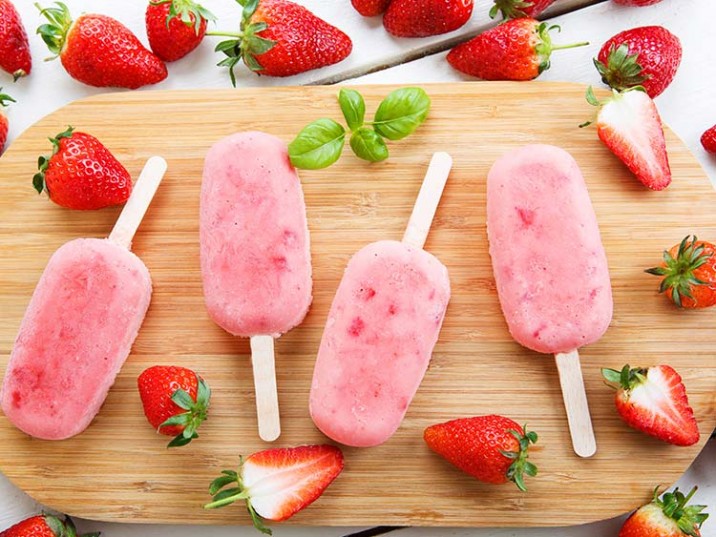 Erdbeer-Buttermilch-Eis