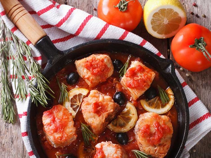 Fischpfanne in Mediterrane Tomatensauce Fischpfanne in Mediterrane Tomatensauce