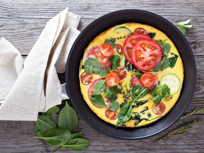 Frittata mit Zucchini, Tomaten und Spinat
