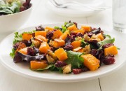 Gerösteter Butternut-Kürbis, Cranberries und Walnusskerne