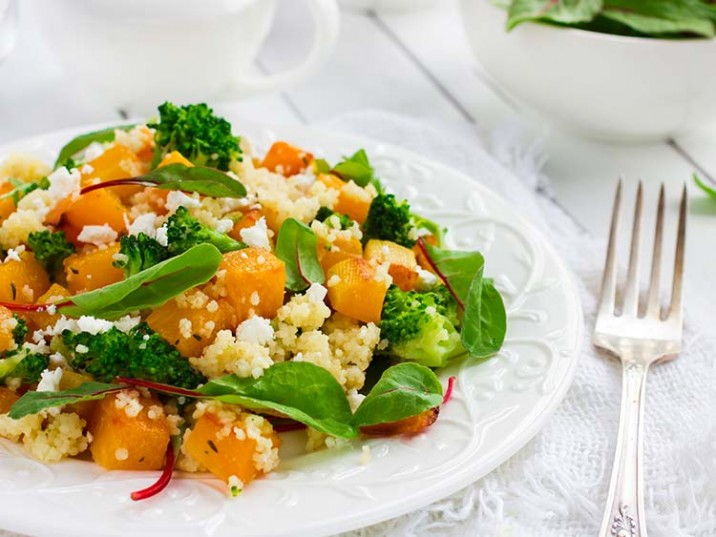 Kürbis mit Couscous, Brokkoli und Feta Kürbis mit Couscous, Brokkoli und Feta