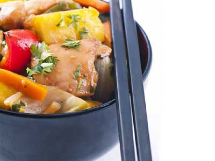 Low Carb Gemüse Wok-Hähnchen Low Carb Gemüse Wok-Hähnchen