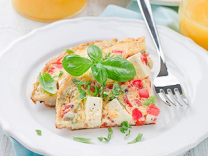 Low Carb Omelett mit Feta und Tomaten Low Carb Omelett mit Feta und Tomaten