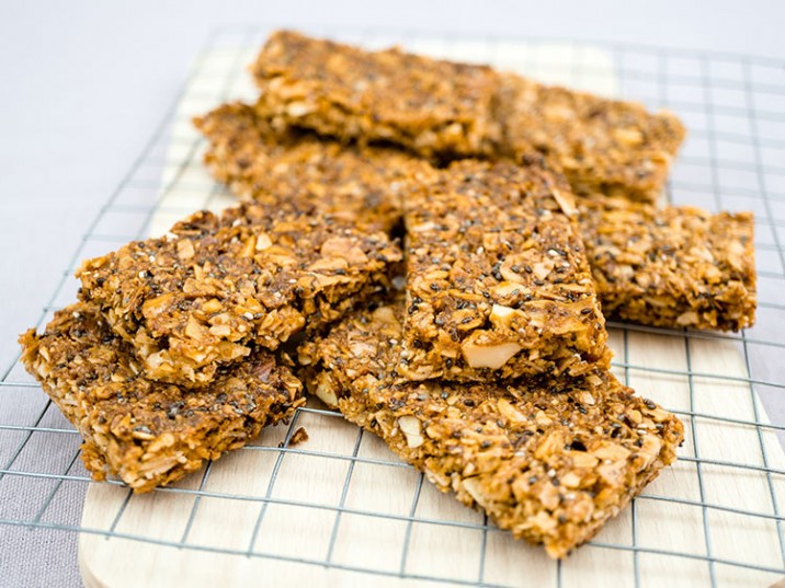 Low Carb Riegel mit Mandeln Low Carb Riegel mit Mandeln