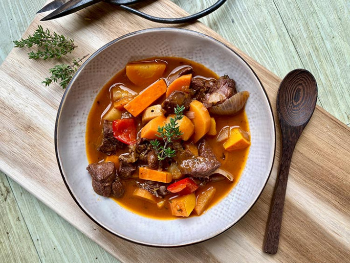 Putengulasch mit Kürbis Putengulasch mit Kürbis