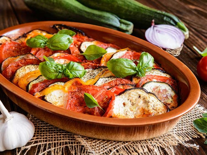 Ratatouille mit Kräutern Ratatouille mit Kräutern