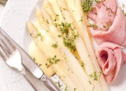 Spargel mit Schinken