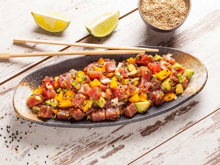 Thunfischsalat mit Avocado und Mango Thunfischsalat mit Avocado und Mango
