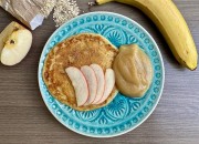 Vegane Pfannkuchen mit Apfelmus