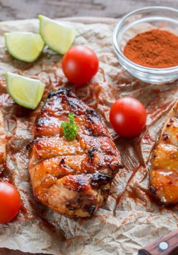 Scharfe gegrillte Hähnchenbrust