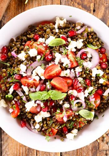 Berglinsensalat mit Tomaten, Feta und Granatapfel