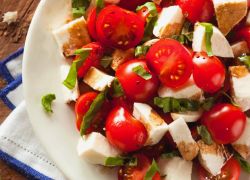 Cherrytomaten-Mozzarella-Salat