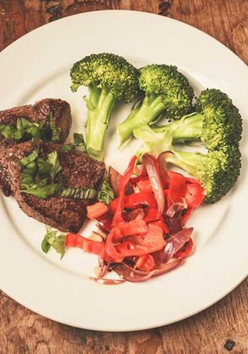 Rindersteak mit Brokkoli