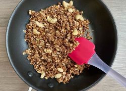 Schoko-Müsli mit Cashewkernen