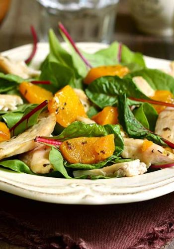 Mangoldsalat mit Hähnchen und Mango