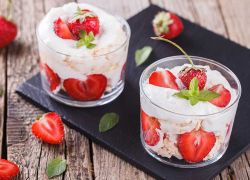 Eton Mess - Traditionelles englisches Dessert