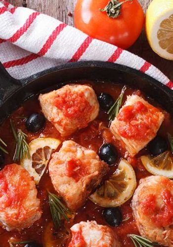 Fischpfanne in mediterraner Tomatensauce