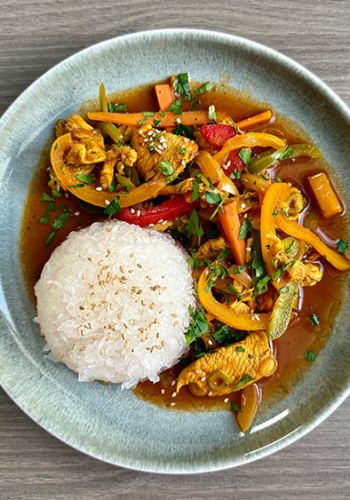 Wokpfanne mit Lower-Carb Rice